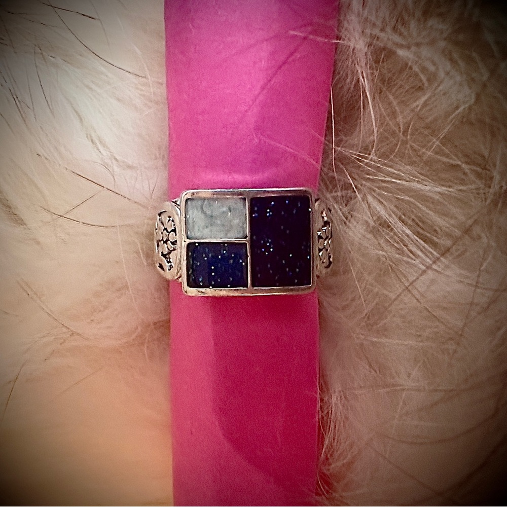 Women’s ring